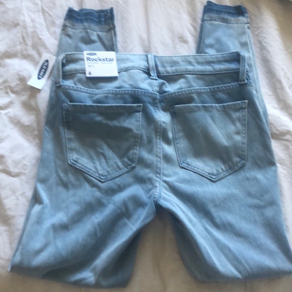 Old Navy Rockstar Superskinny Light Denim - Picture 2 of 3